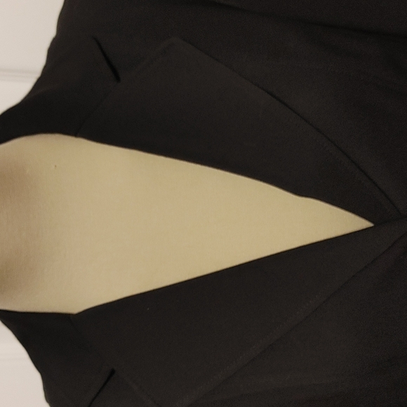 ◾ Rafaella Jacket - Picture 2 of 11